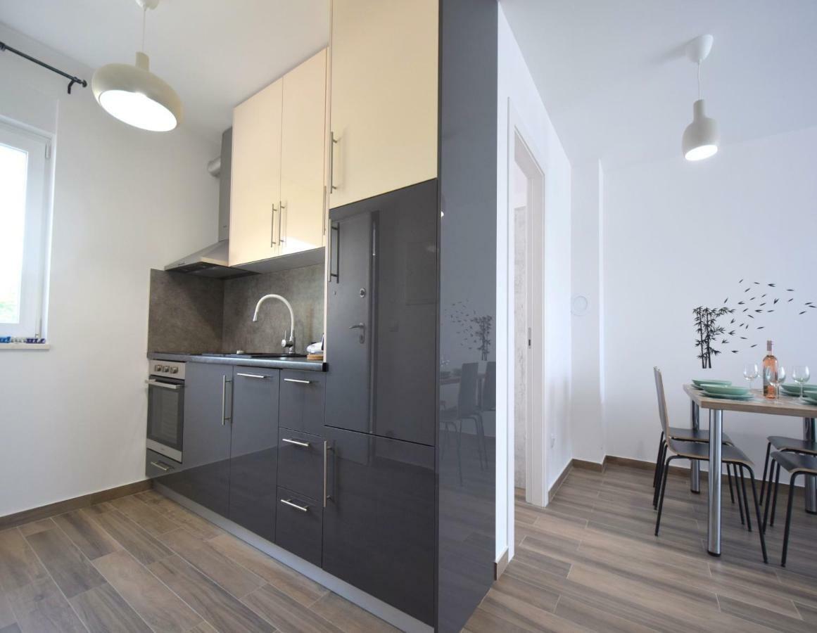 Apartments Medna Čižići Eksteriør bilde