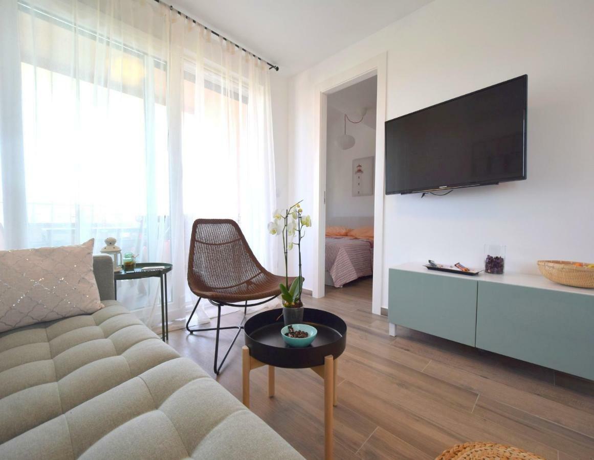 Apartments Medna Čižići Eksteriør bilde