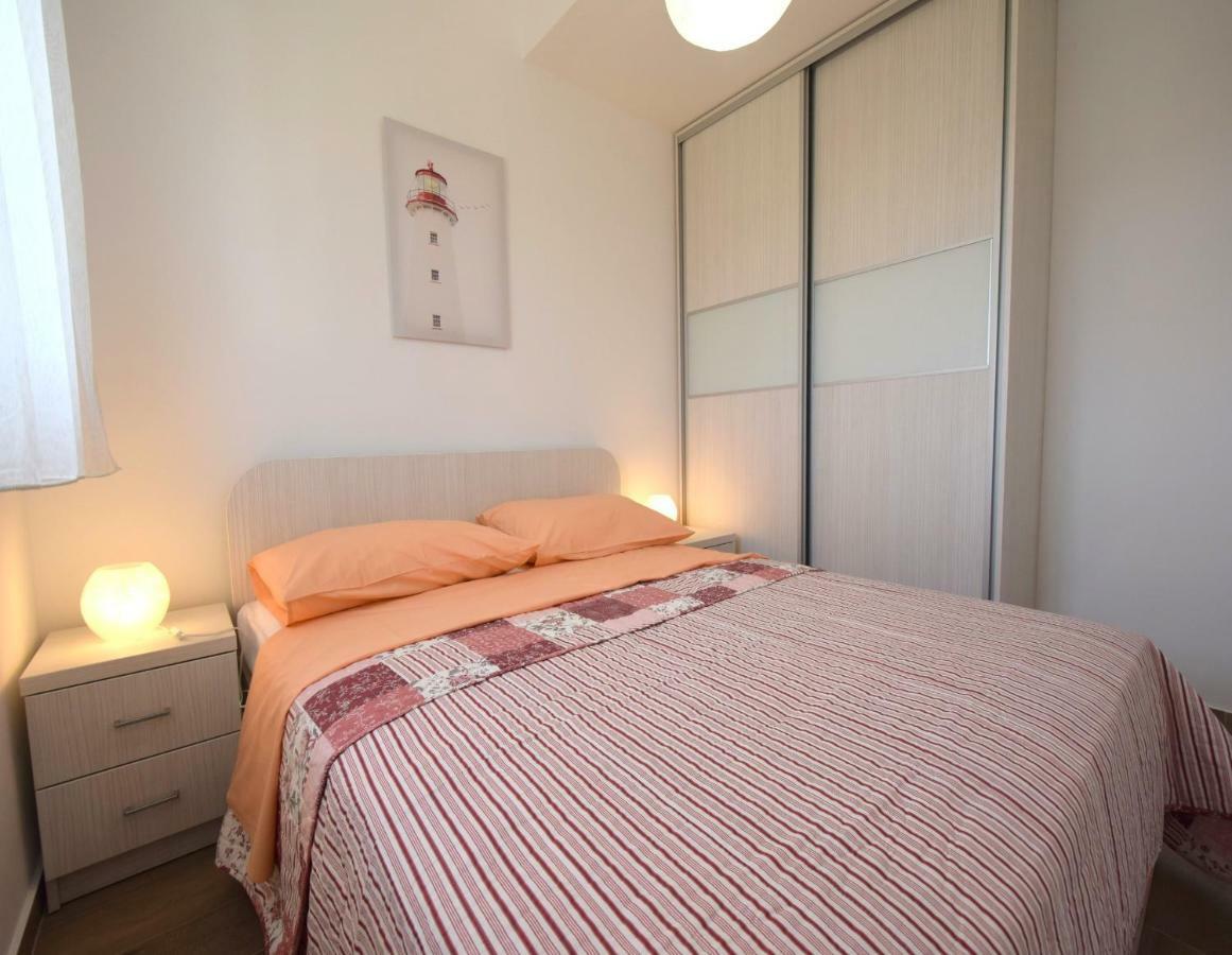 Apartments Medna Čižići Eksteriør bilde