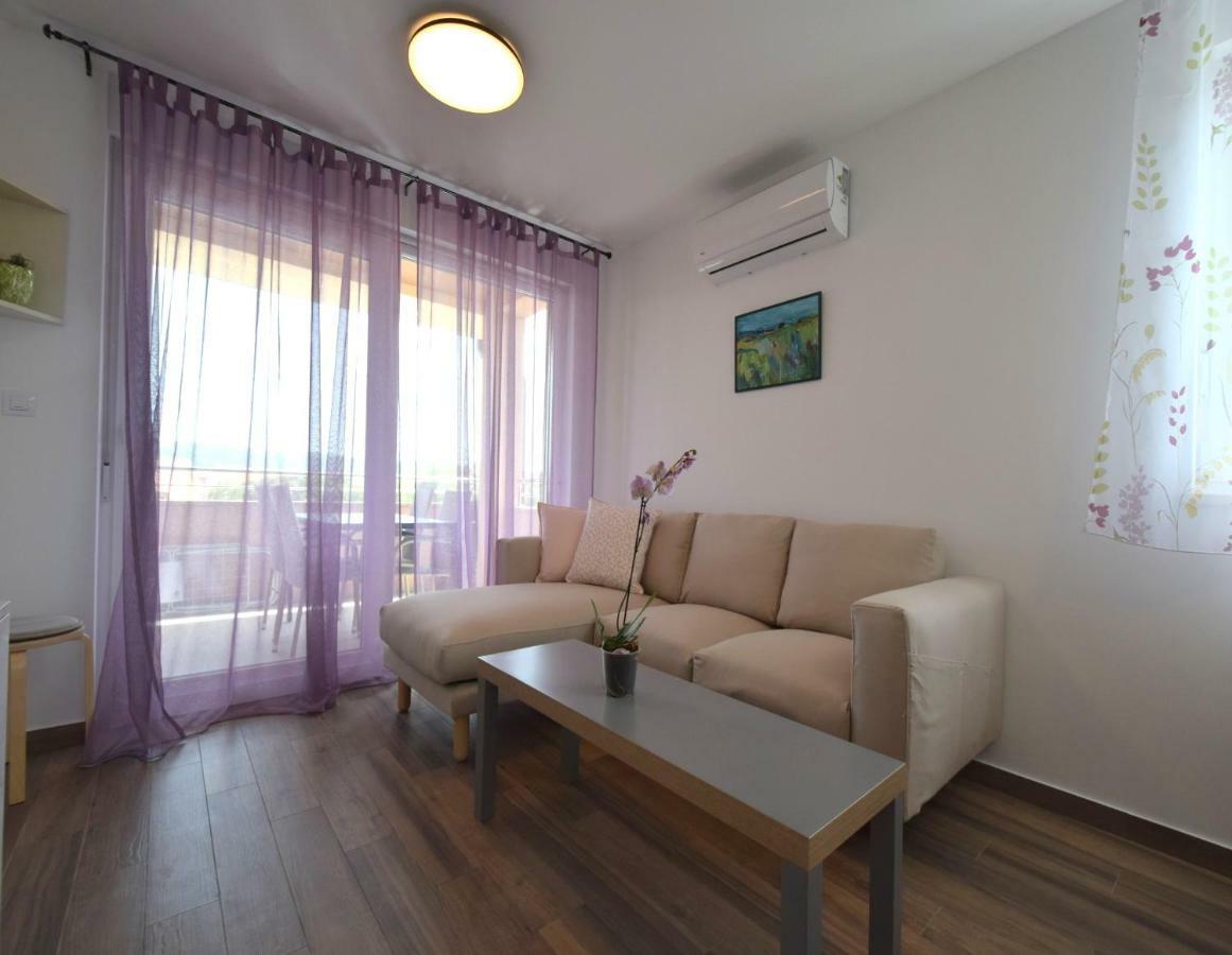 Apartments Medna Čižići Eksteriør bilde