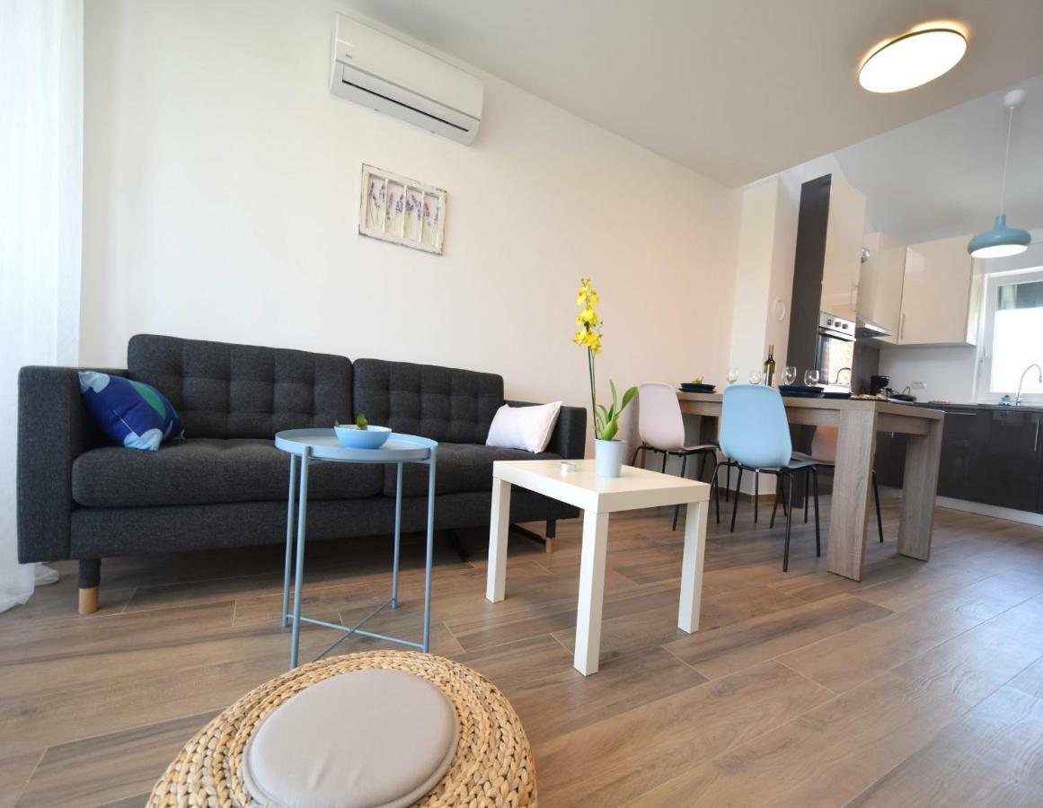 Apartments Medna Čižići Eksteriør bilde