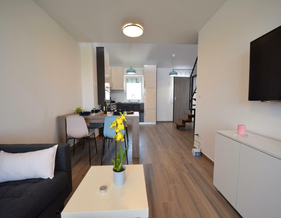 Apartments Medna Čižići Eksteriør bilde
